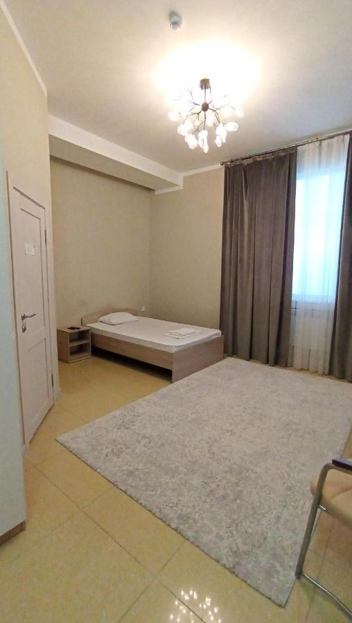Station Hostel Atyraū Zewnętrze zdjęcie
